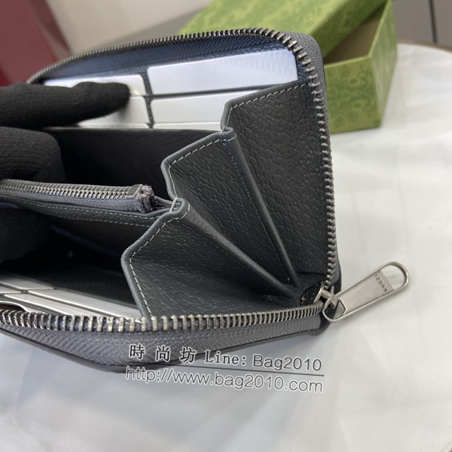 Gucci專櫃古馳最新款飾鏤空互扣式雙G錢包長錢包 jh2100型號：701423